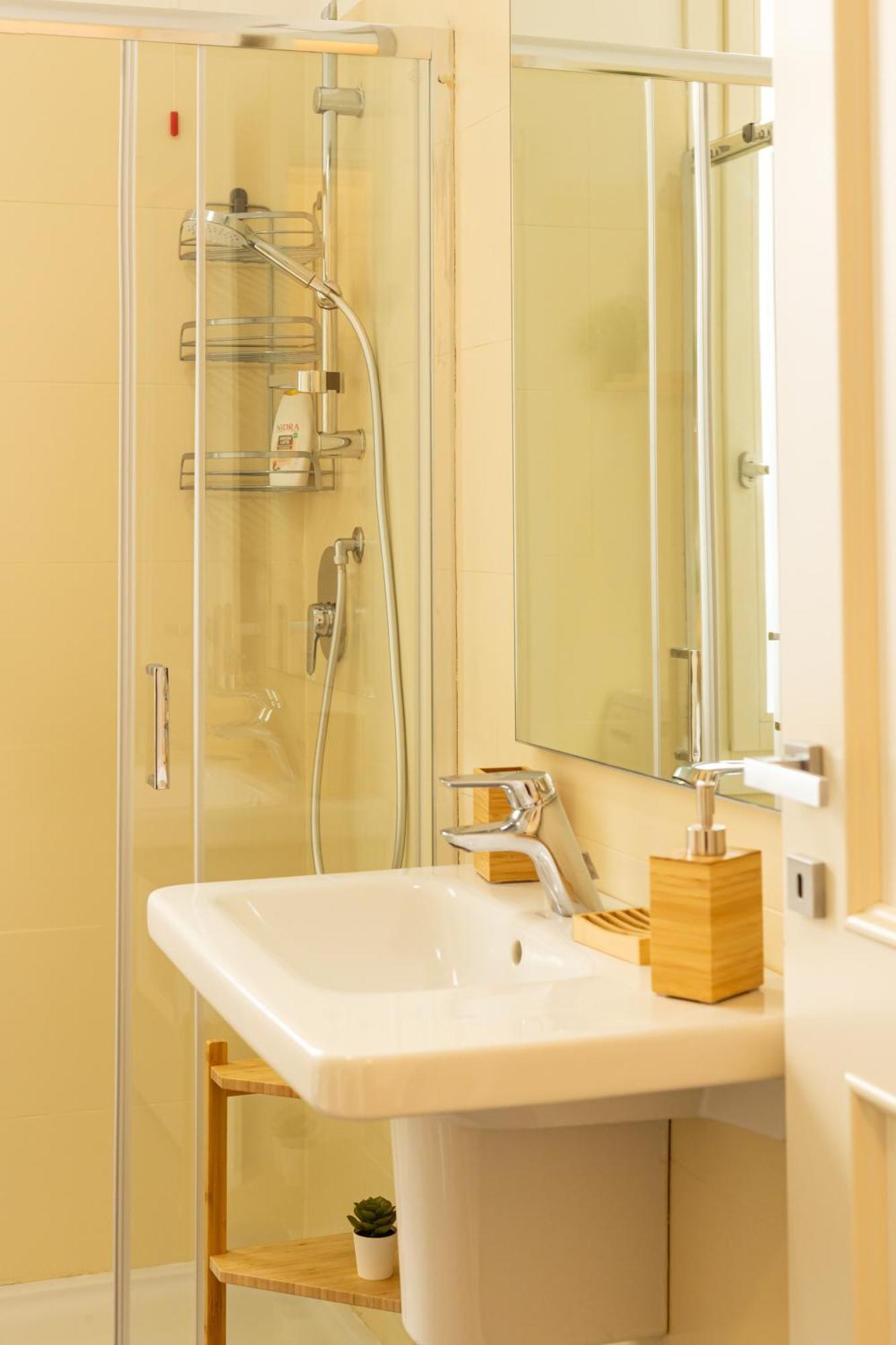 Apartment Prime Living - Gold Sui Navigli